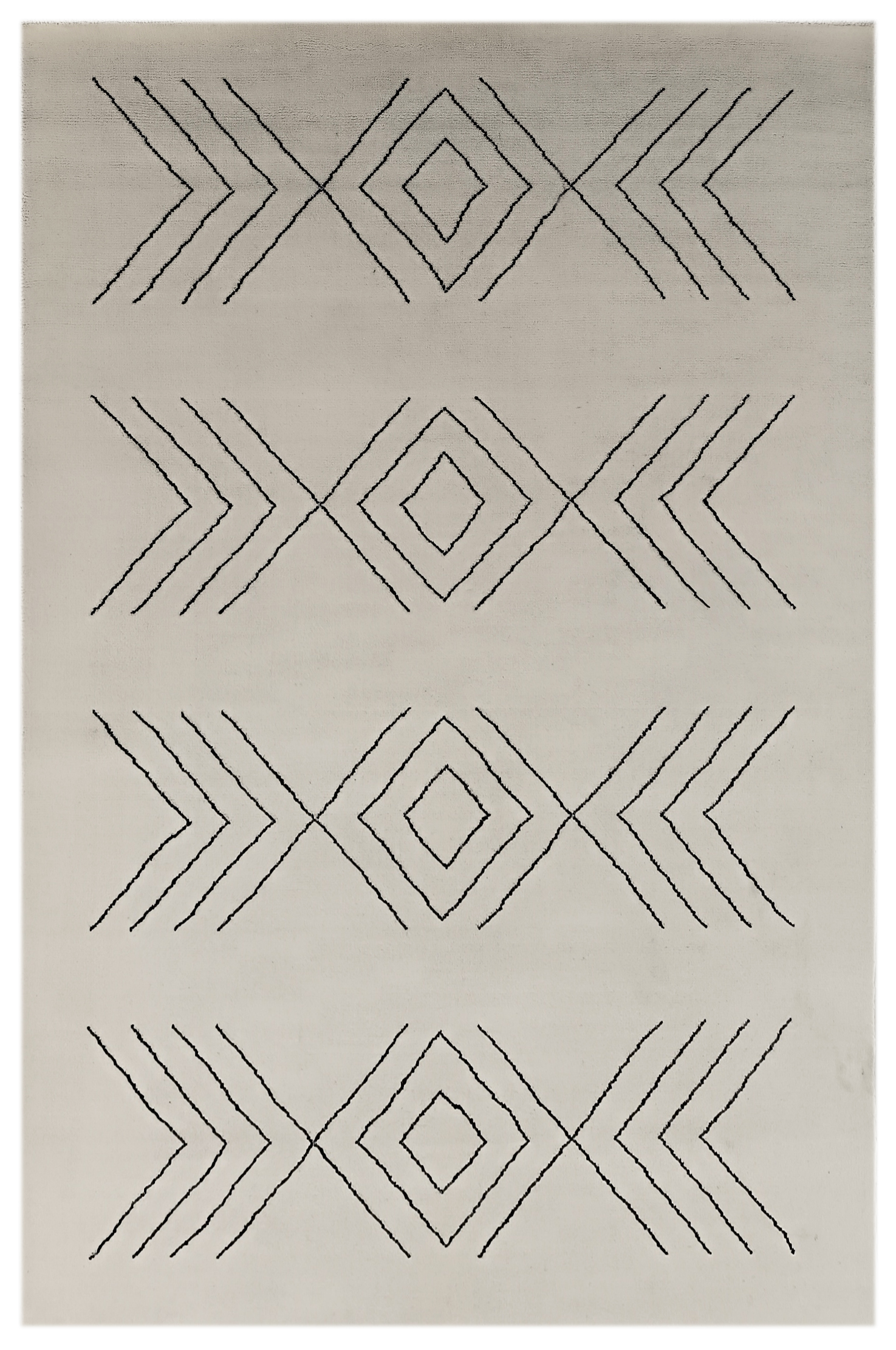 MILA HANDLOOM RUG (2)
